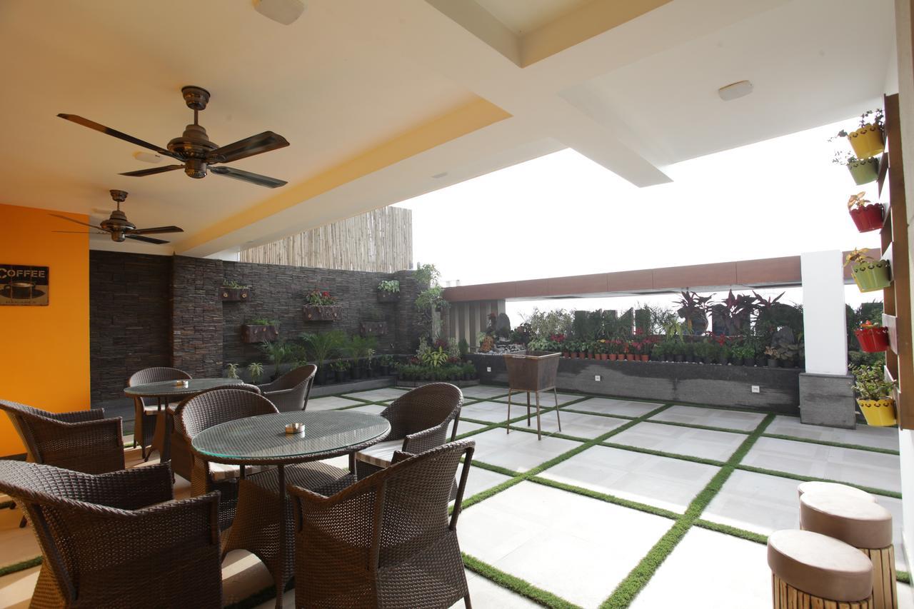 Kaisons Inn Nueva Delhi Exterior foto
