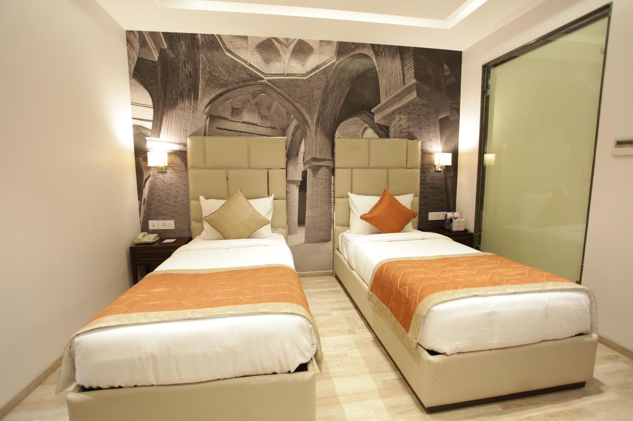 Kaisons Inn Nueva Delhi Exterior foto